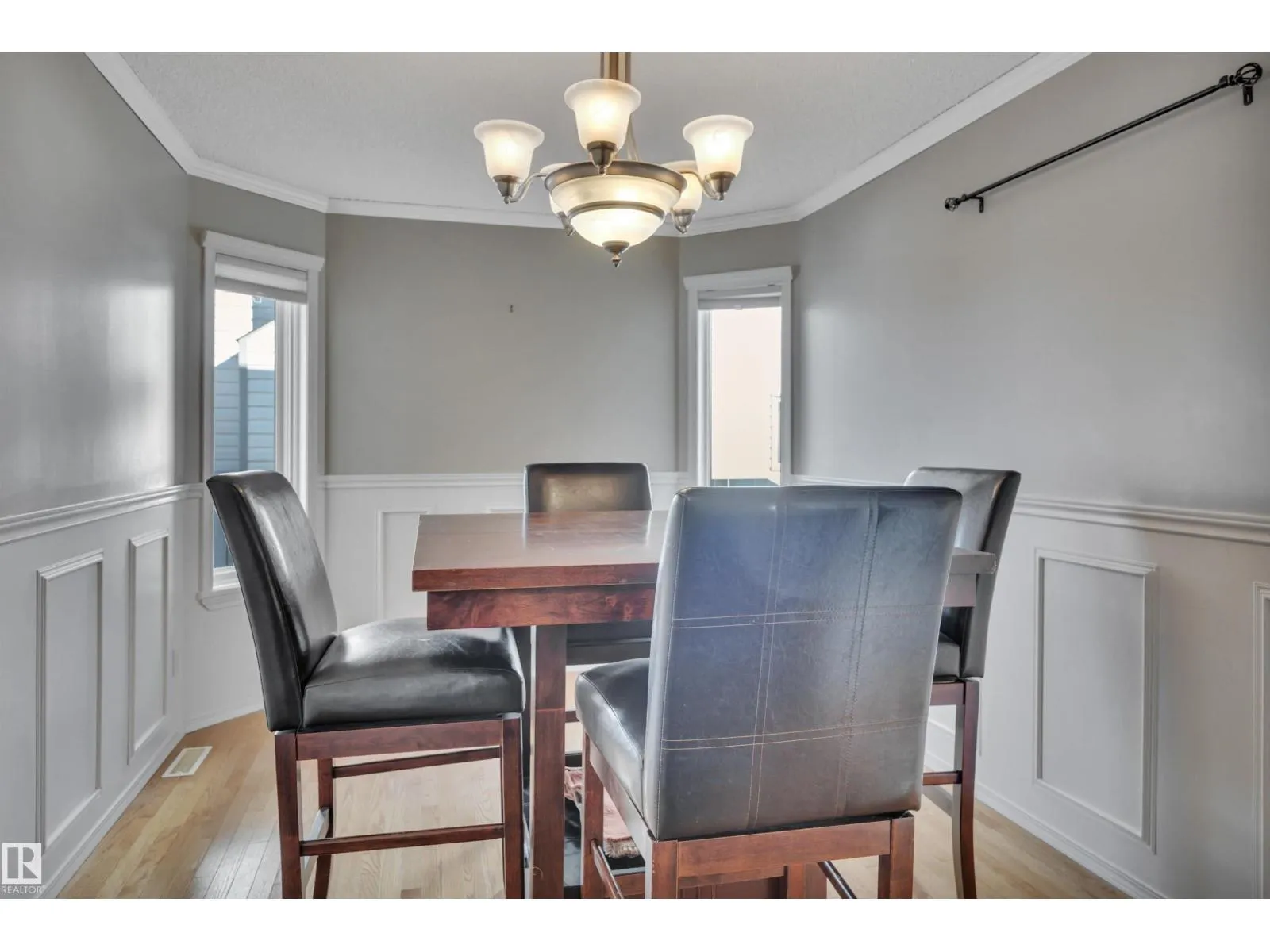 113 PIPESTONE DR