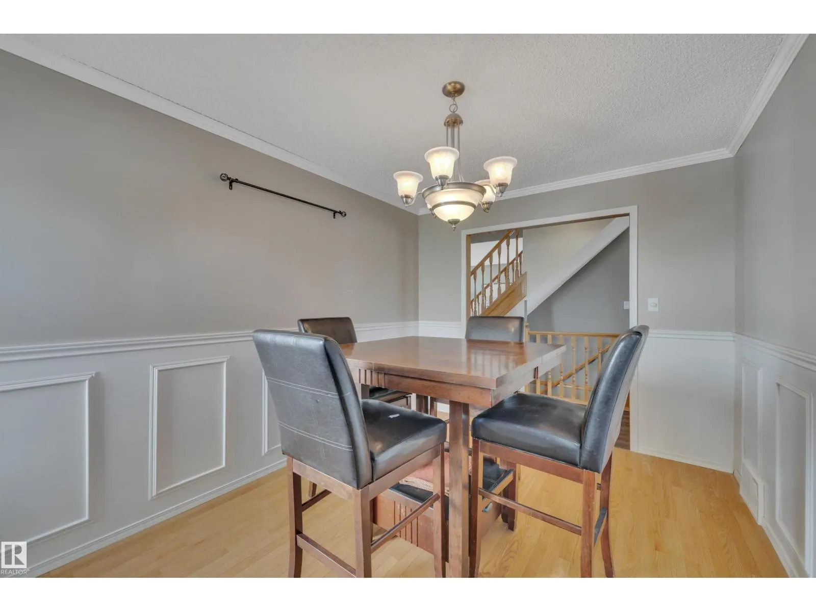 113 PIPESTONE DR