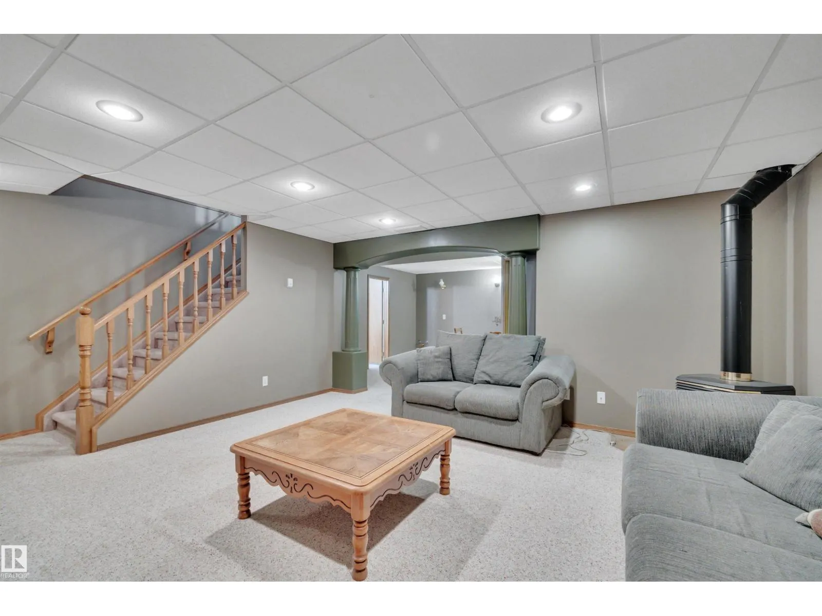 113 PIPESTONE DR
