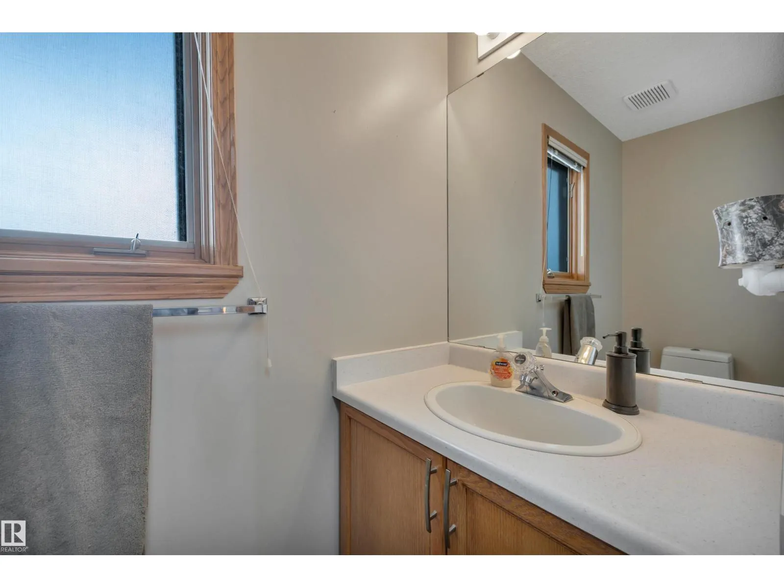 113 PIPESTONE DR