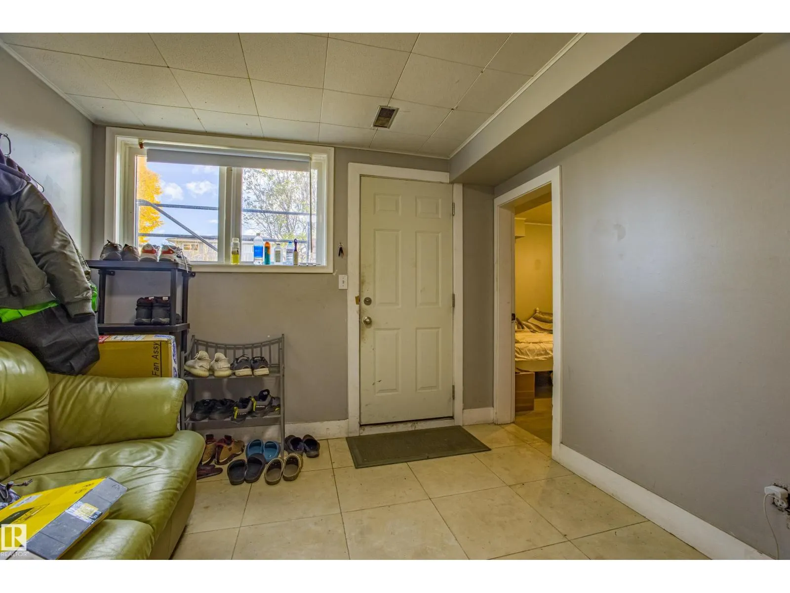 12716 12718 94 ST NW