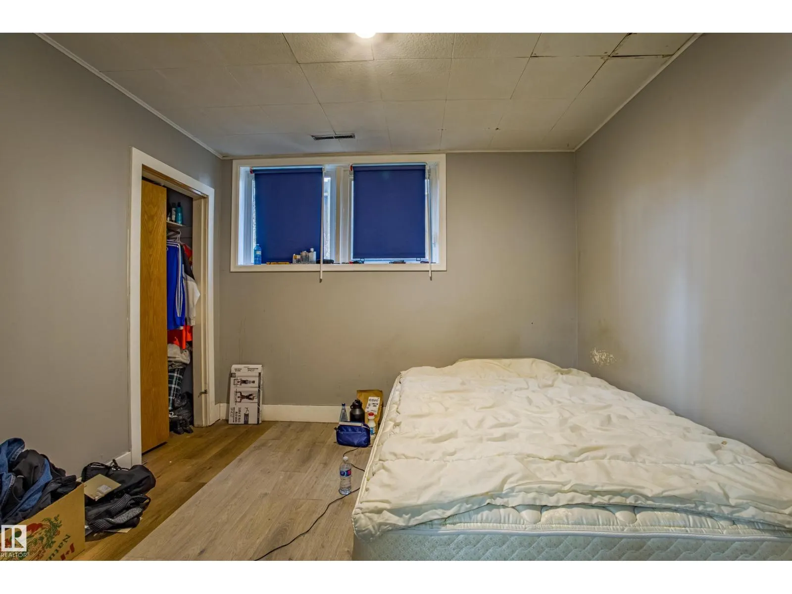 12716 12718 94 ST NW