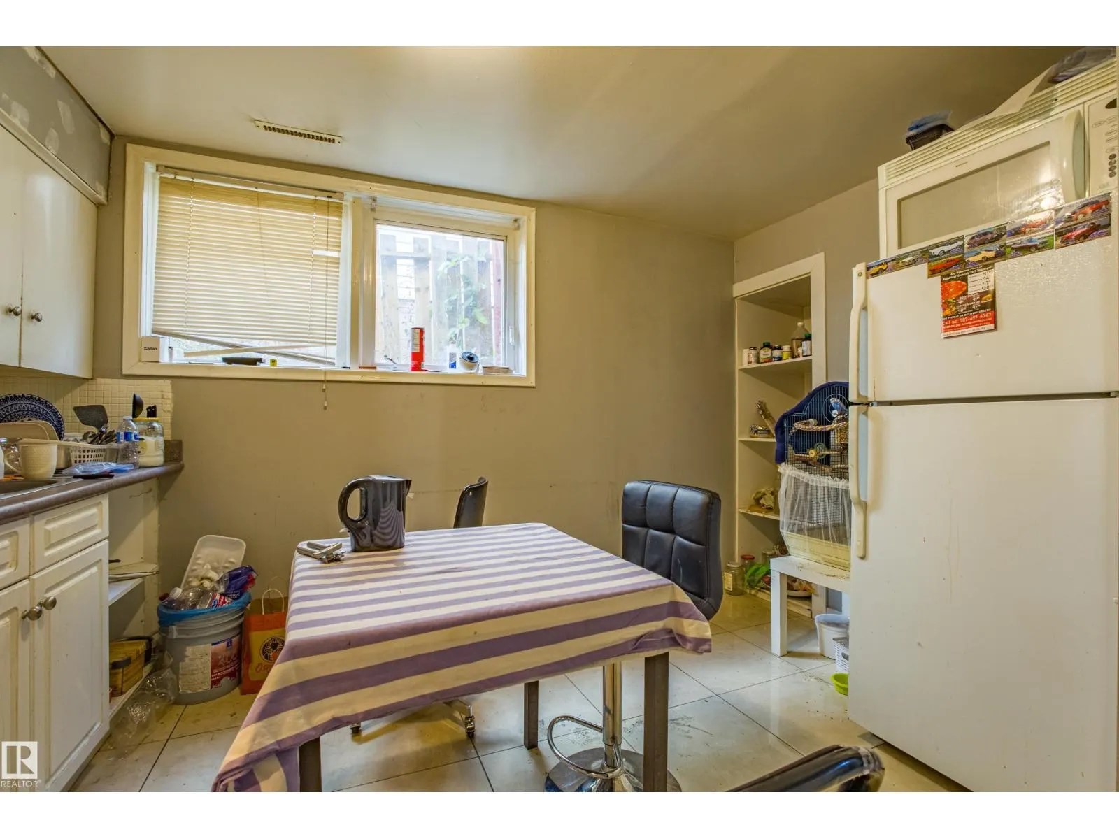 12716 12718 94 ST NW