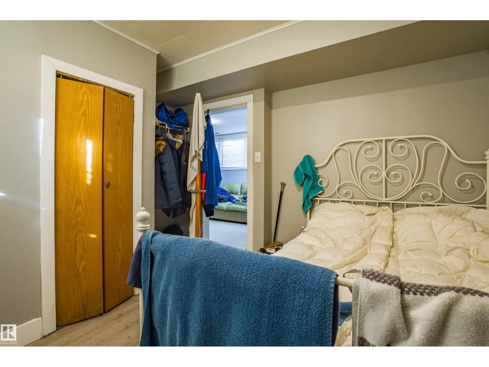 12716 12718 94 ST NW