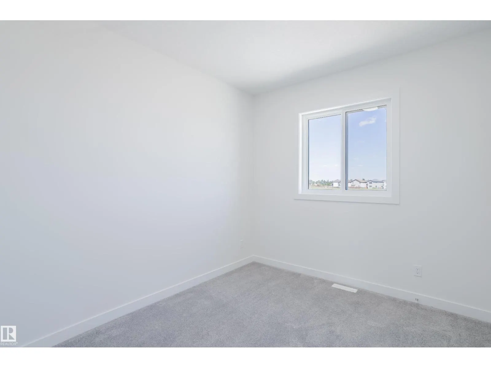 261 Munn WY