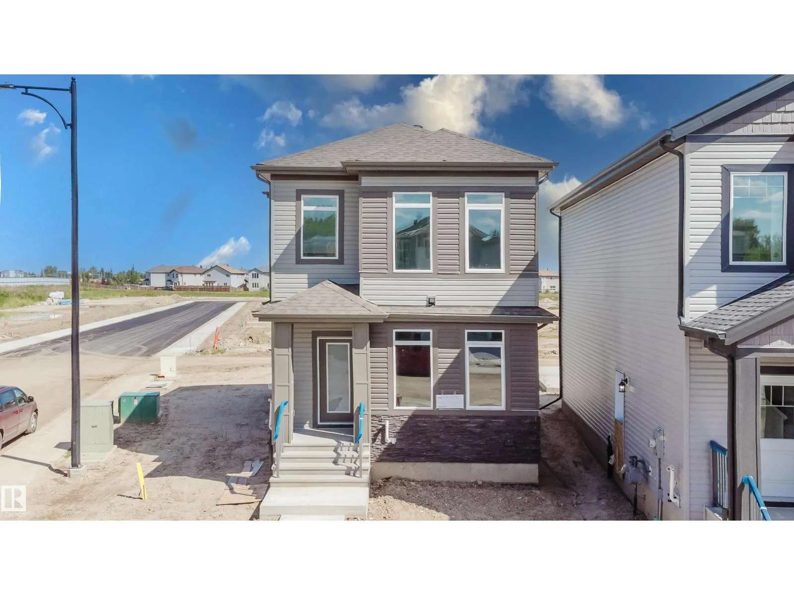 261 Munn WY