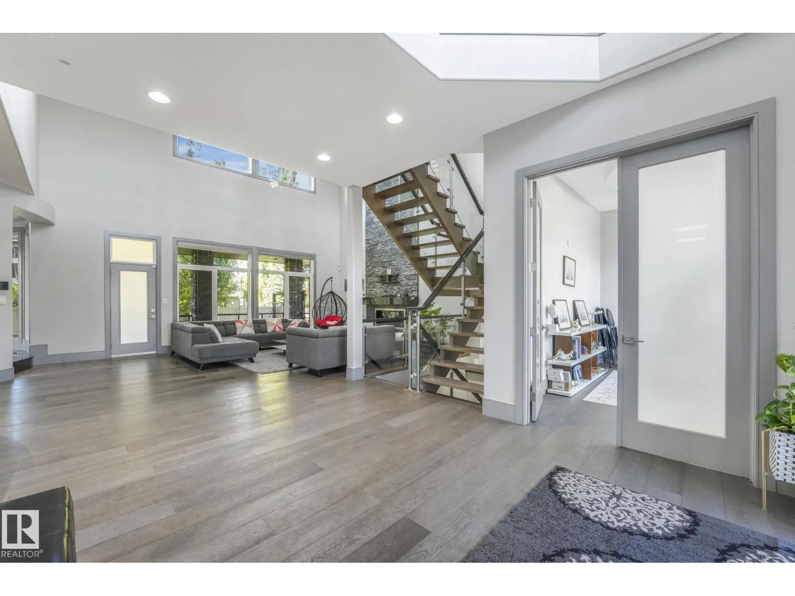 3510 WATSON PT SW