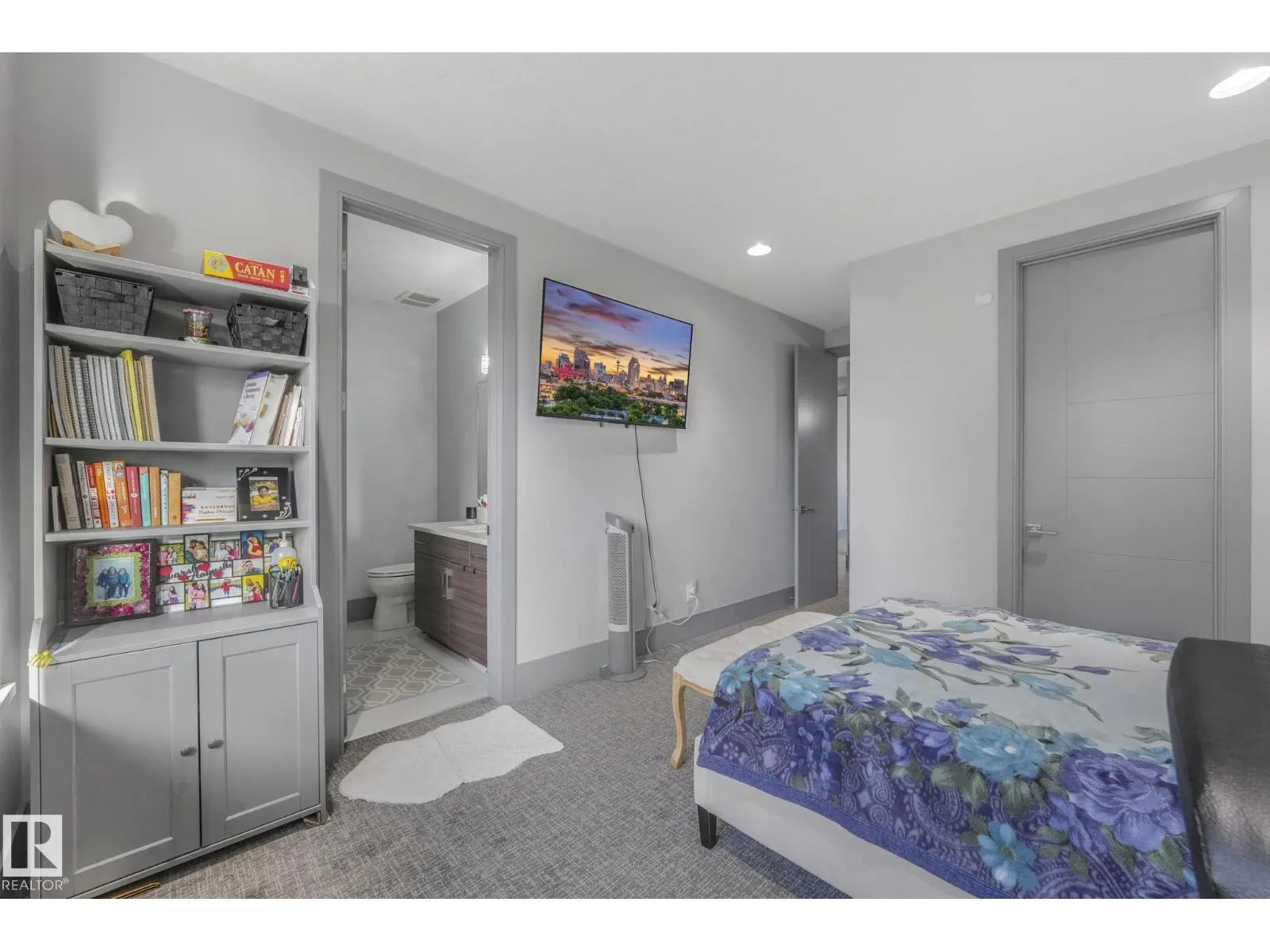 3510 WATSON PT SW