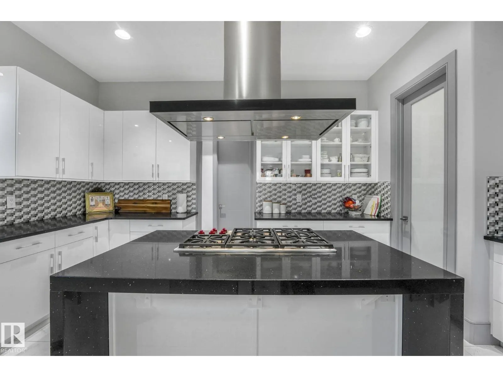 3510 WATSON PT SW