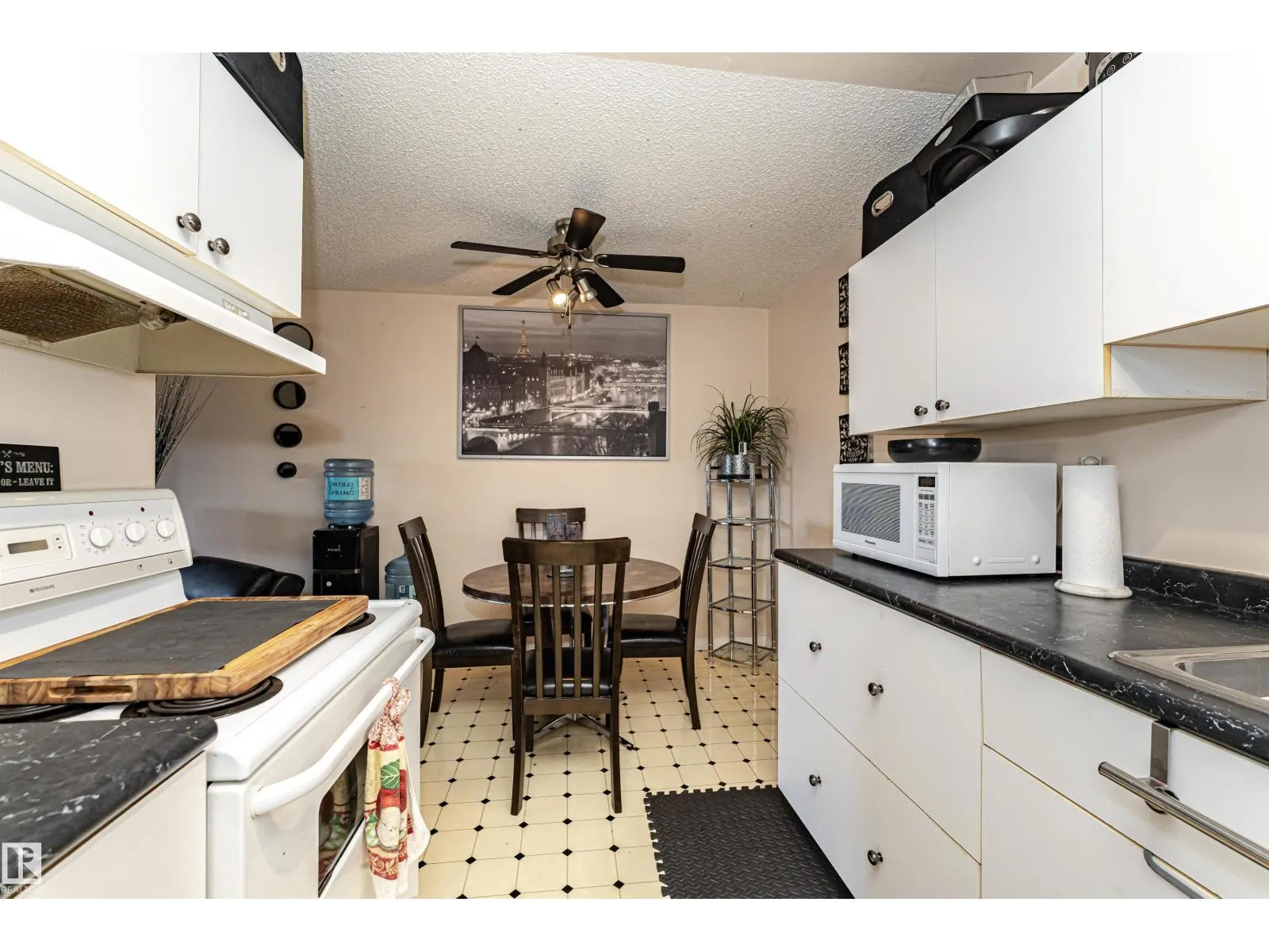 #305 5316 118 AV NW