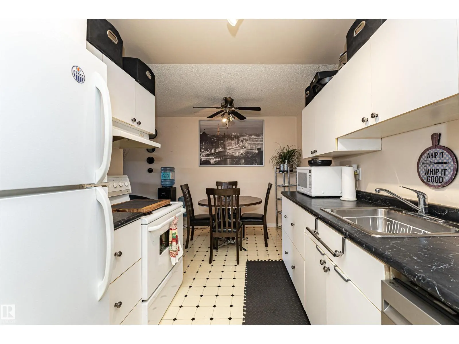 #305 5316 118 AV NW