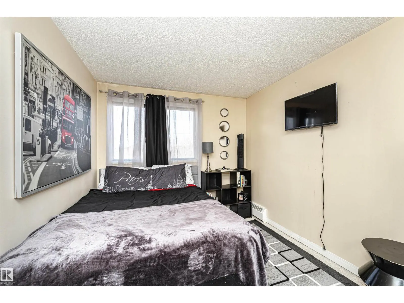 #305 5316 118 AV NW
