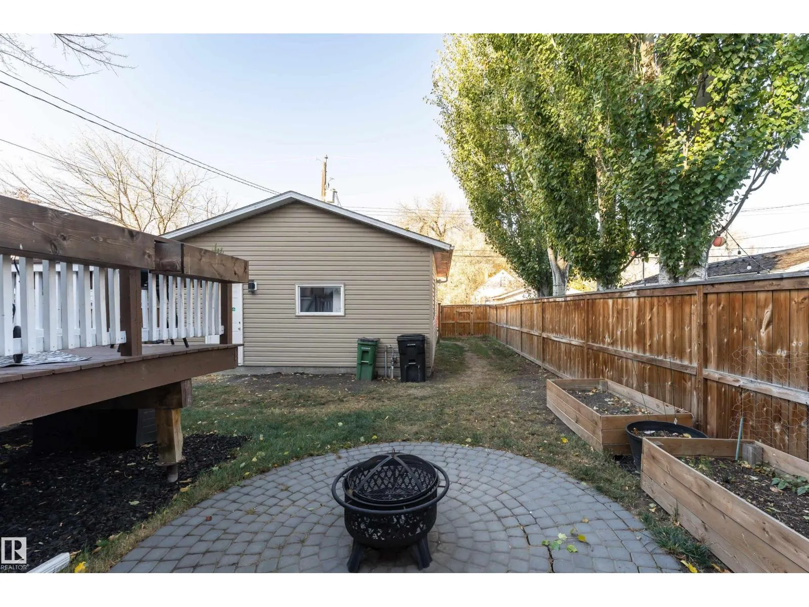 11234 91 ST NW