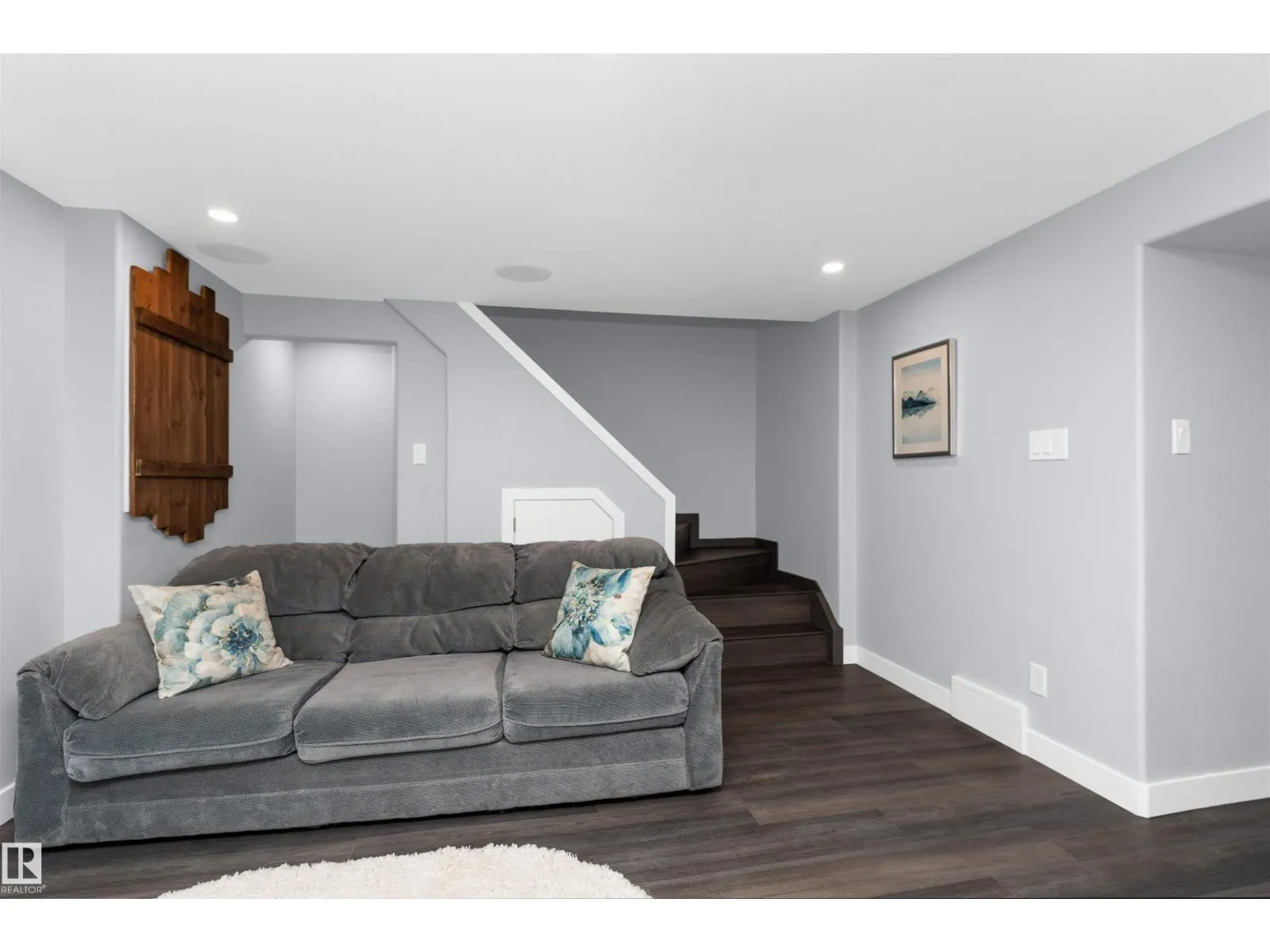 11234 91 ST NW