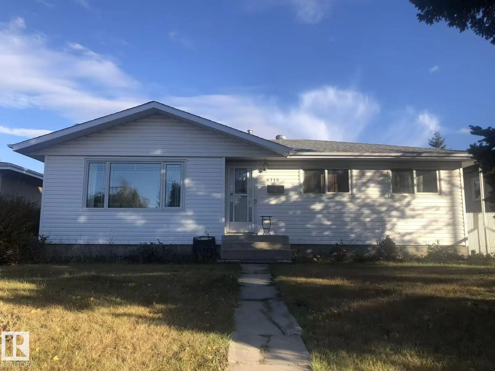 4715 111A NW