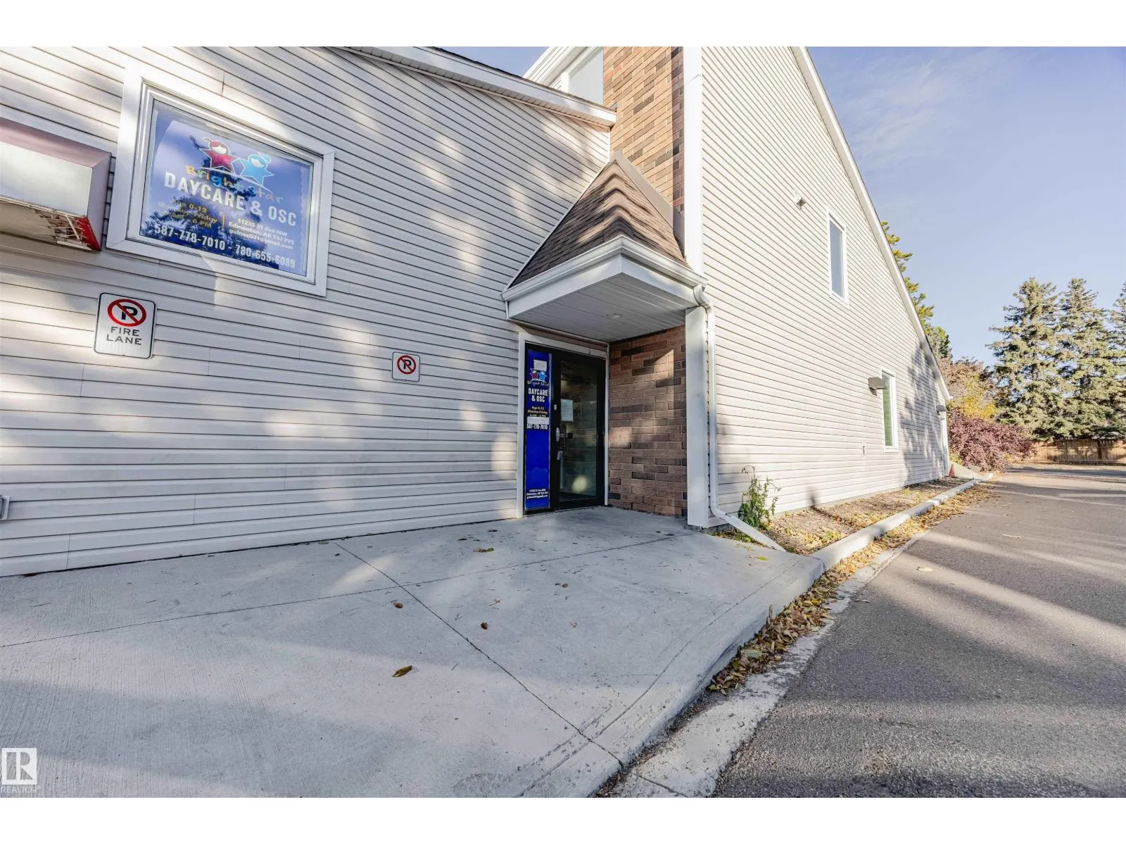 #28 11255 31 AV NW