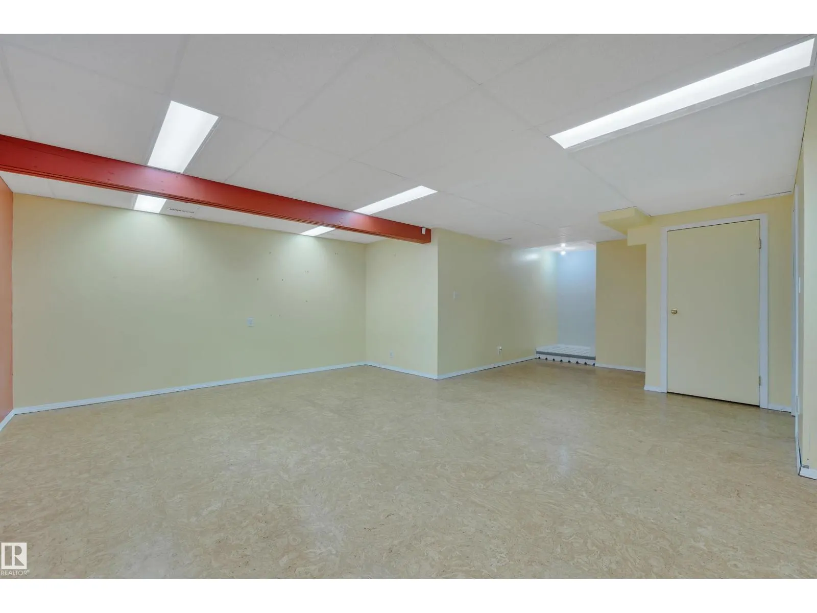 9747 81 AV NW