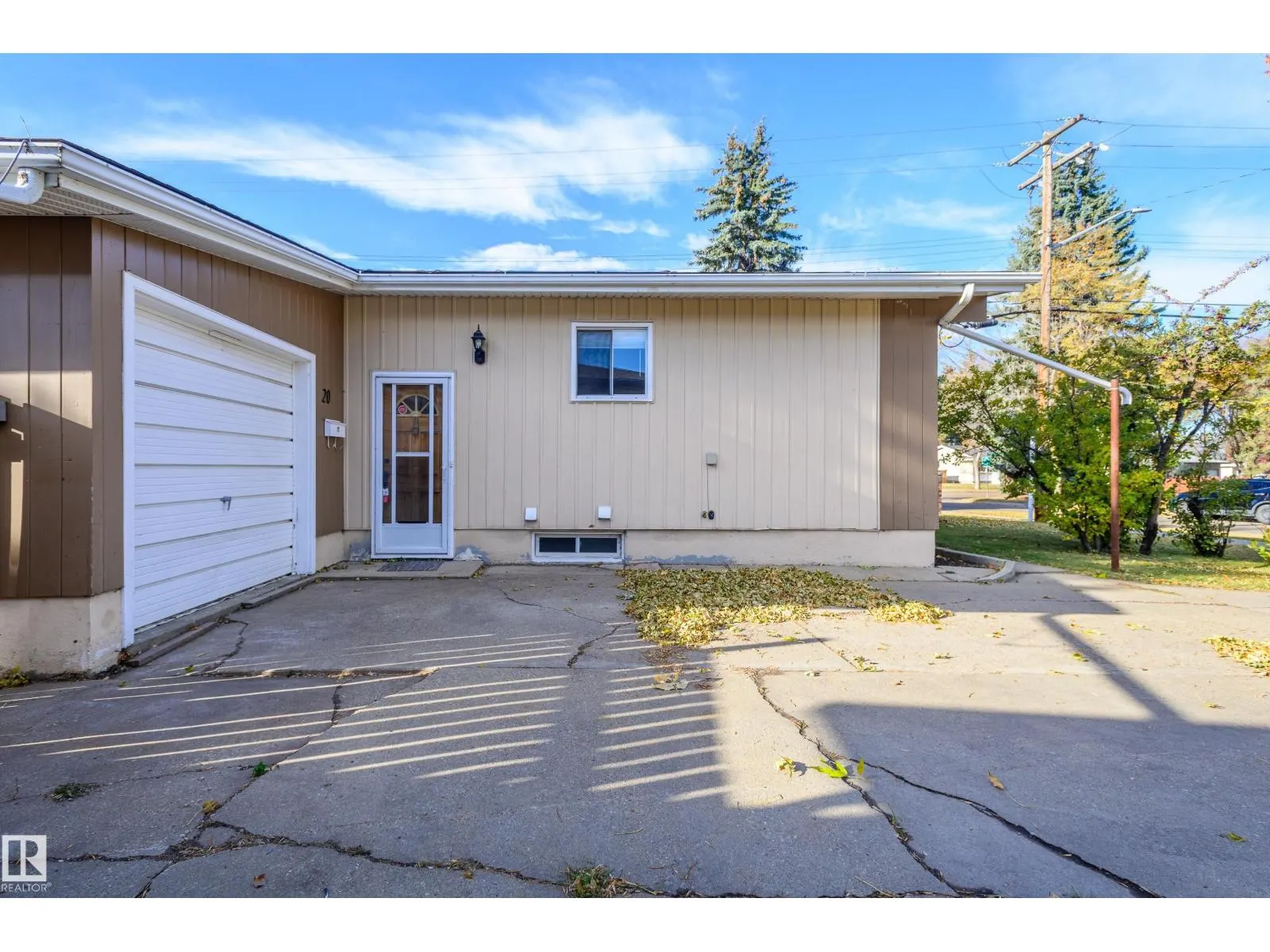 20 GRANDVILLE AV