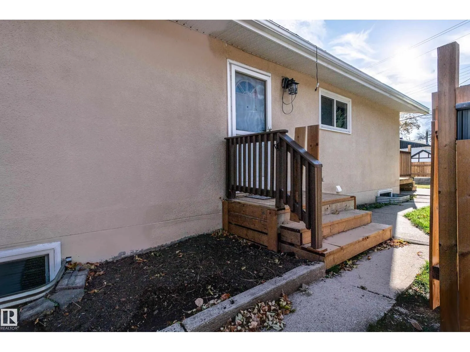 20 GRANDVILLE AV