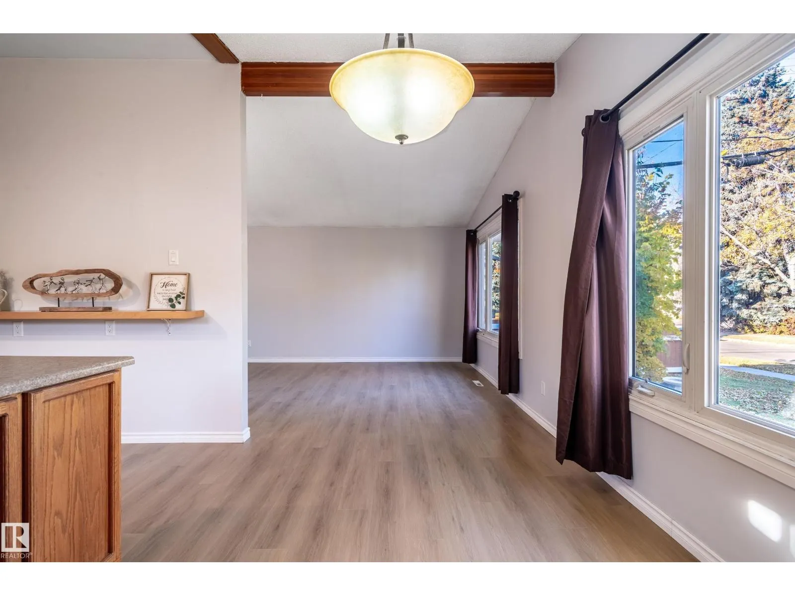 20 GRANDVILLE AV