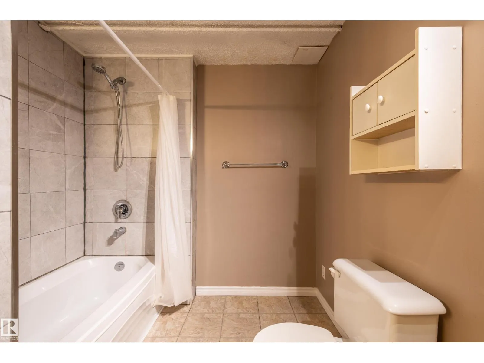 20 GRANDVILLE AV