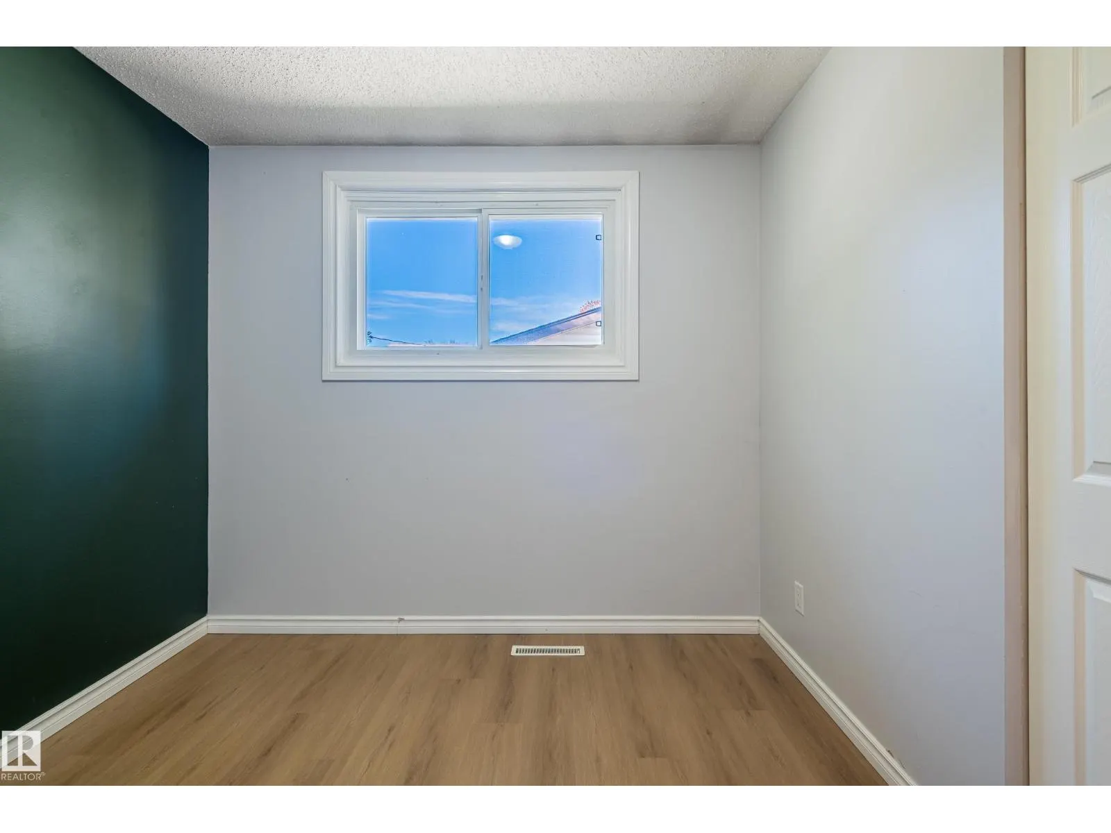 20 GRANDVILLE AV