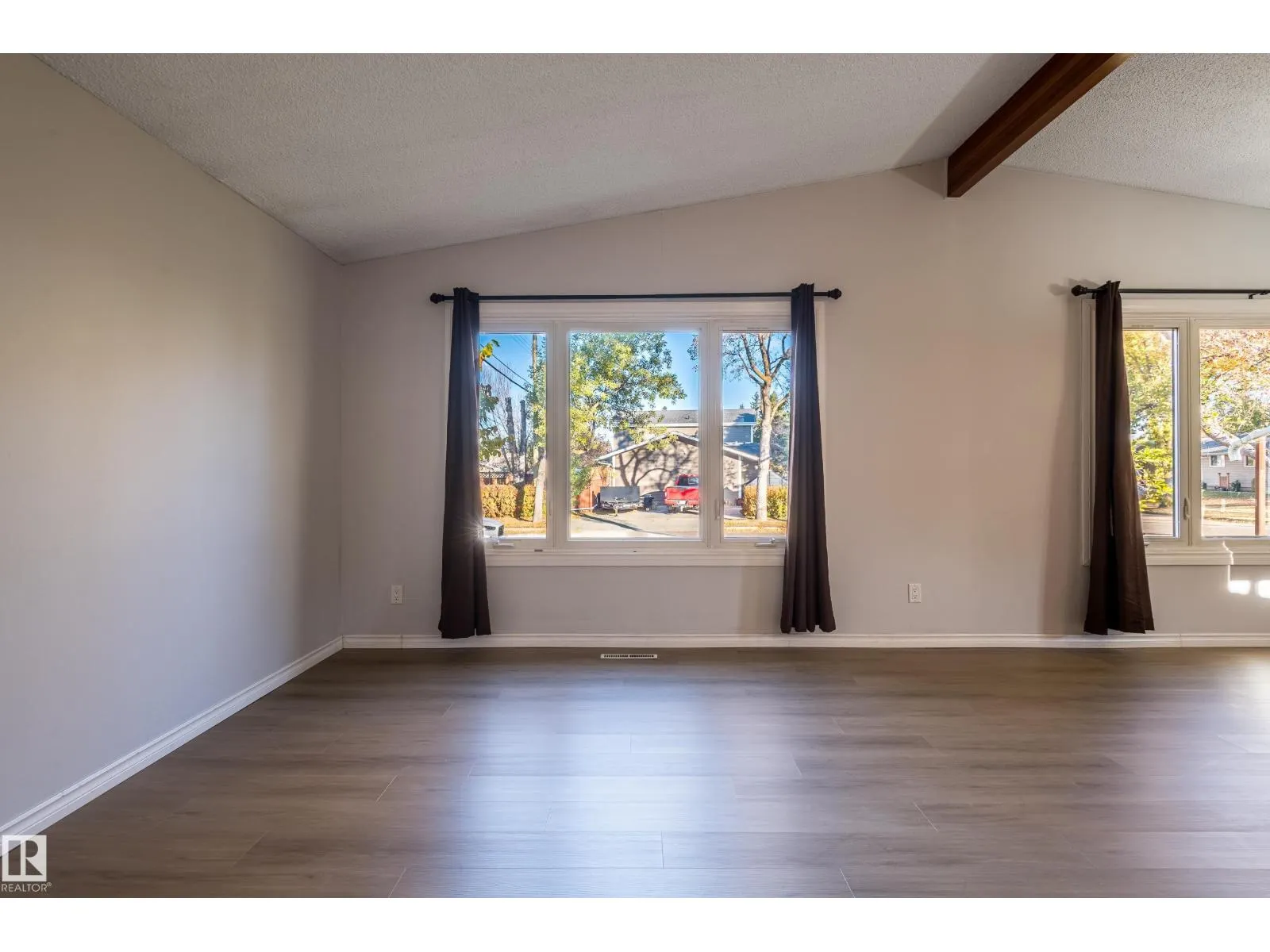 20 GRANDVILLE AV