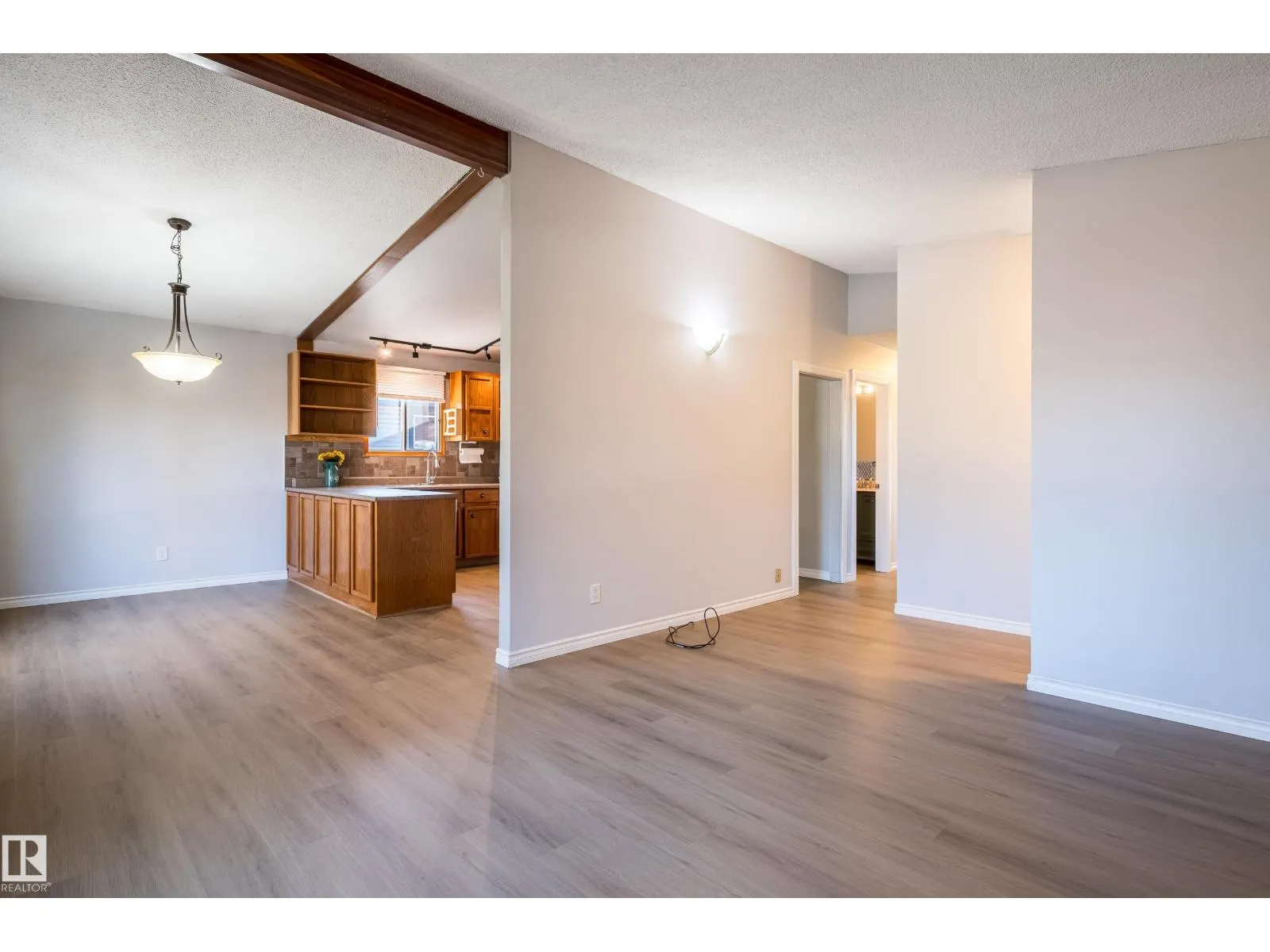 20 GRANDVILLE AV
