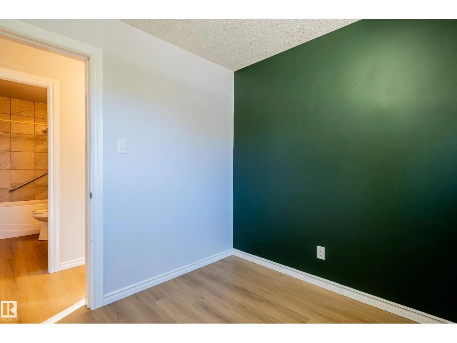 20 GRANDVILLE AV