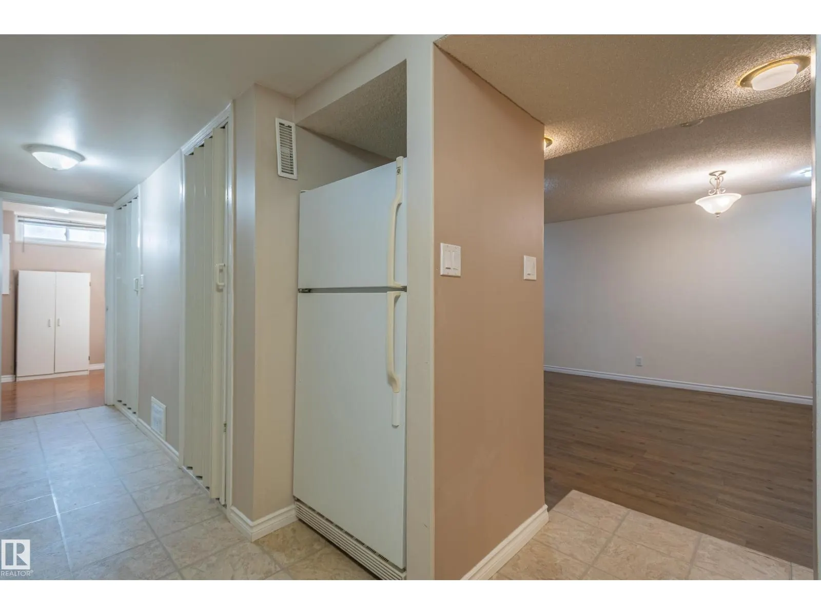 20 GRANDVILLE AV