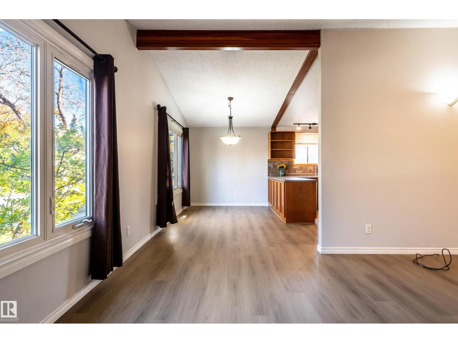 20 GRANDVILLE AV
