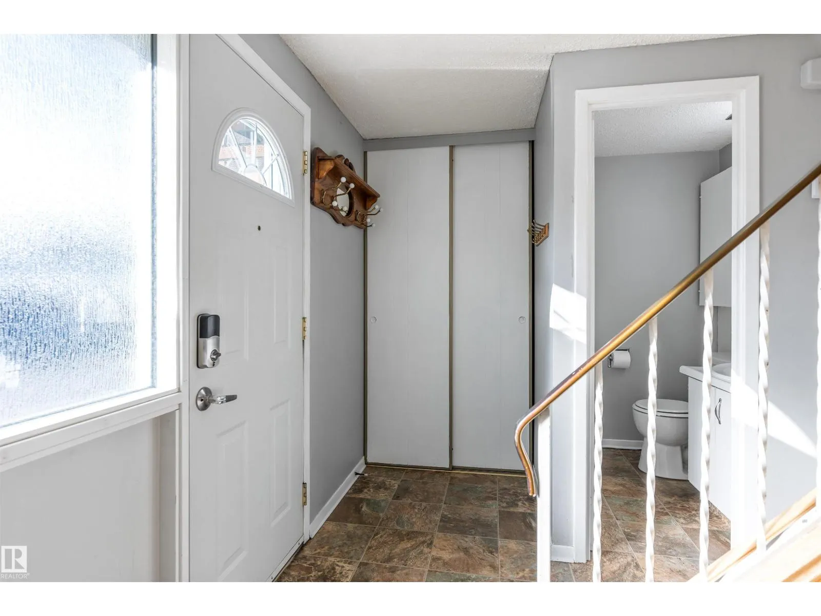 175 RIDGEWOOD