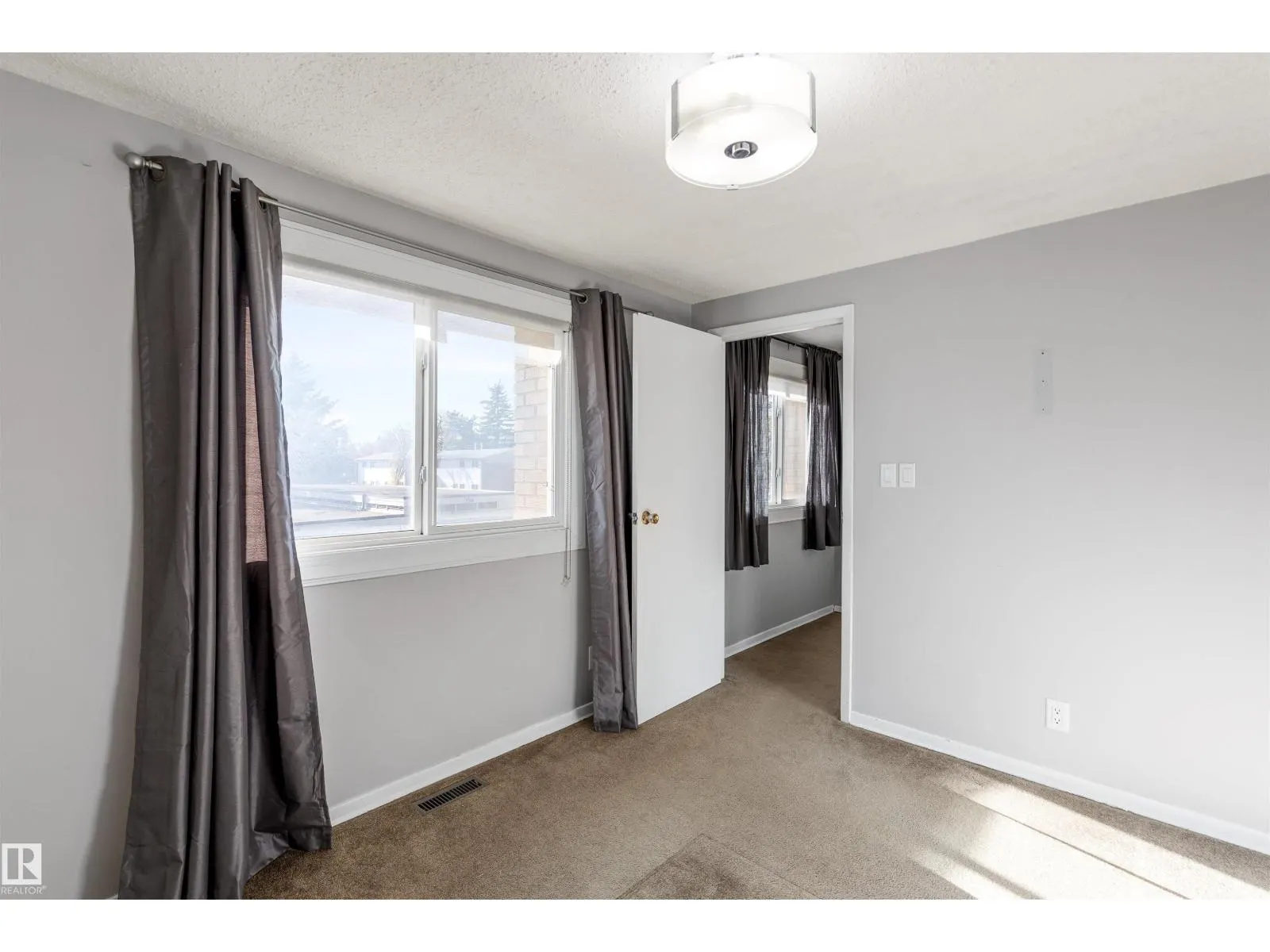 175 RIDGEWOOD