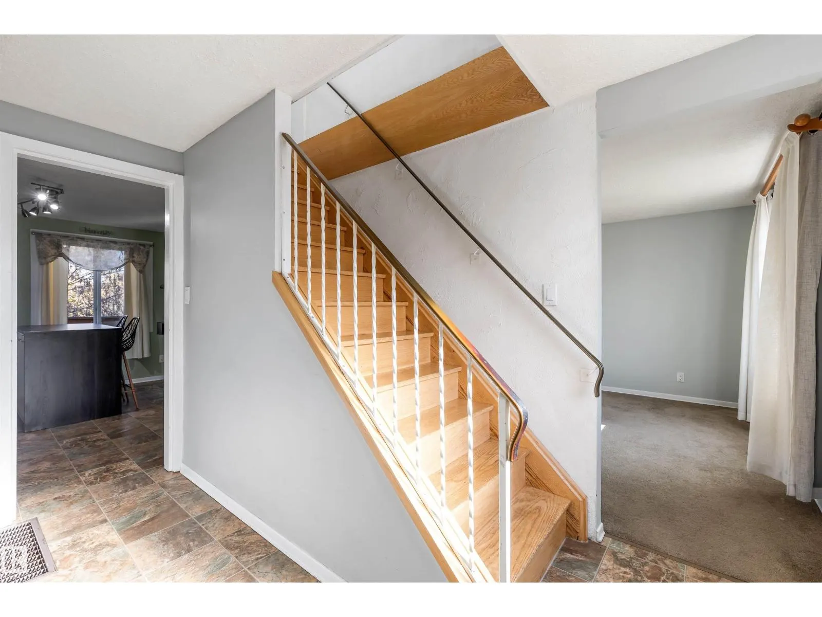 175 RIDGEWOOD