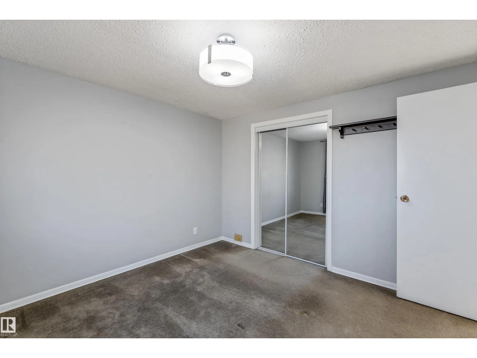 175 RIDGEWOOD