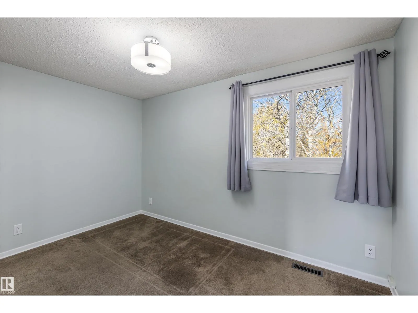 175 RIDGEWOOD