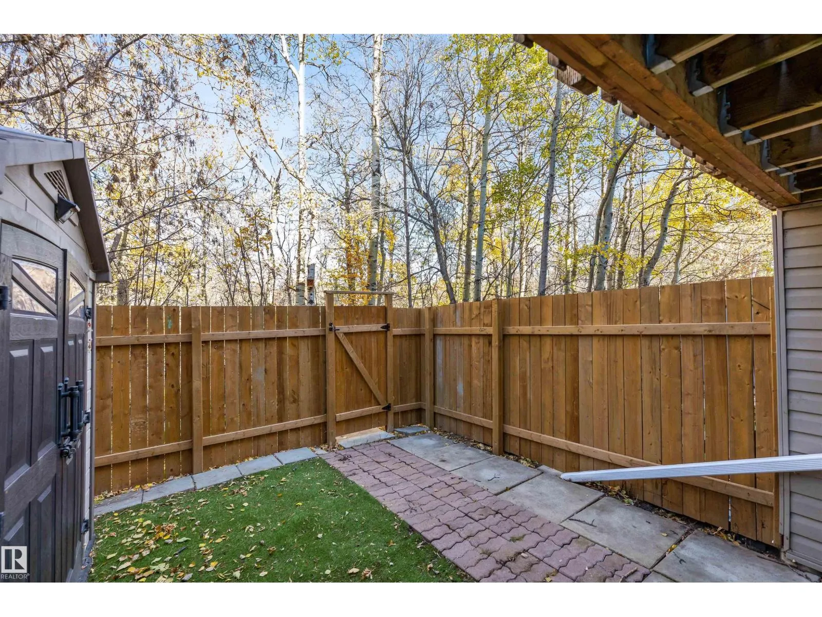 175 RIDGEWOOD