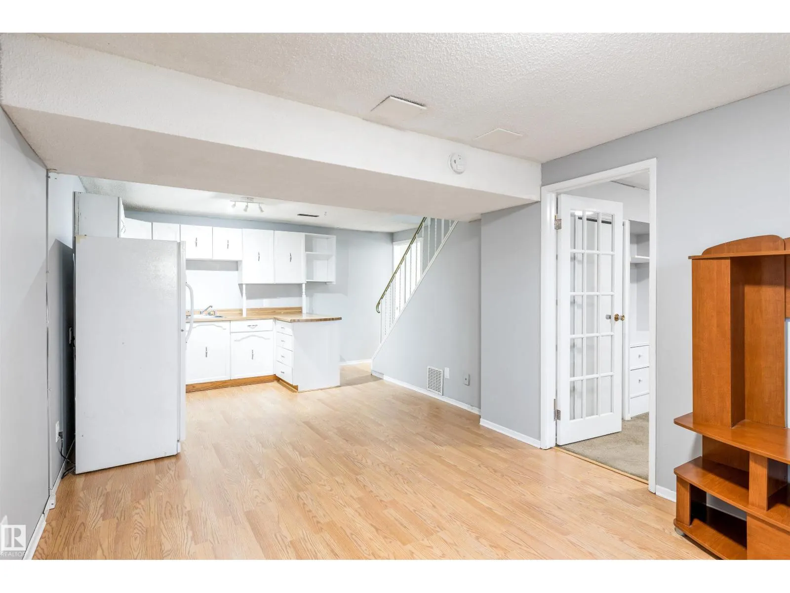 175 RIDGEWOOD