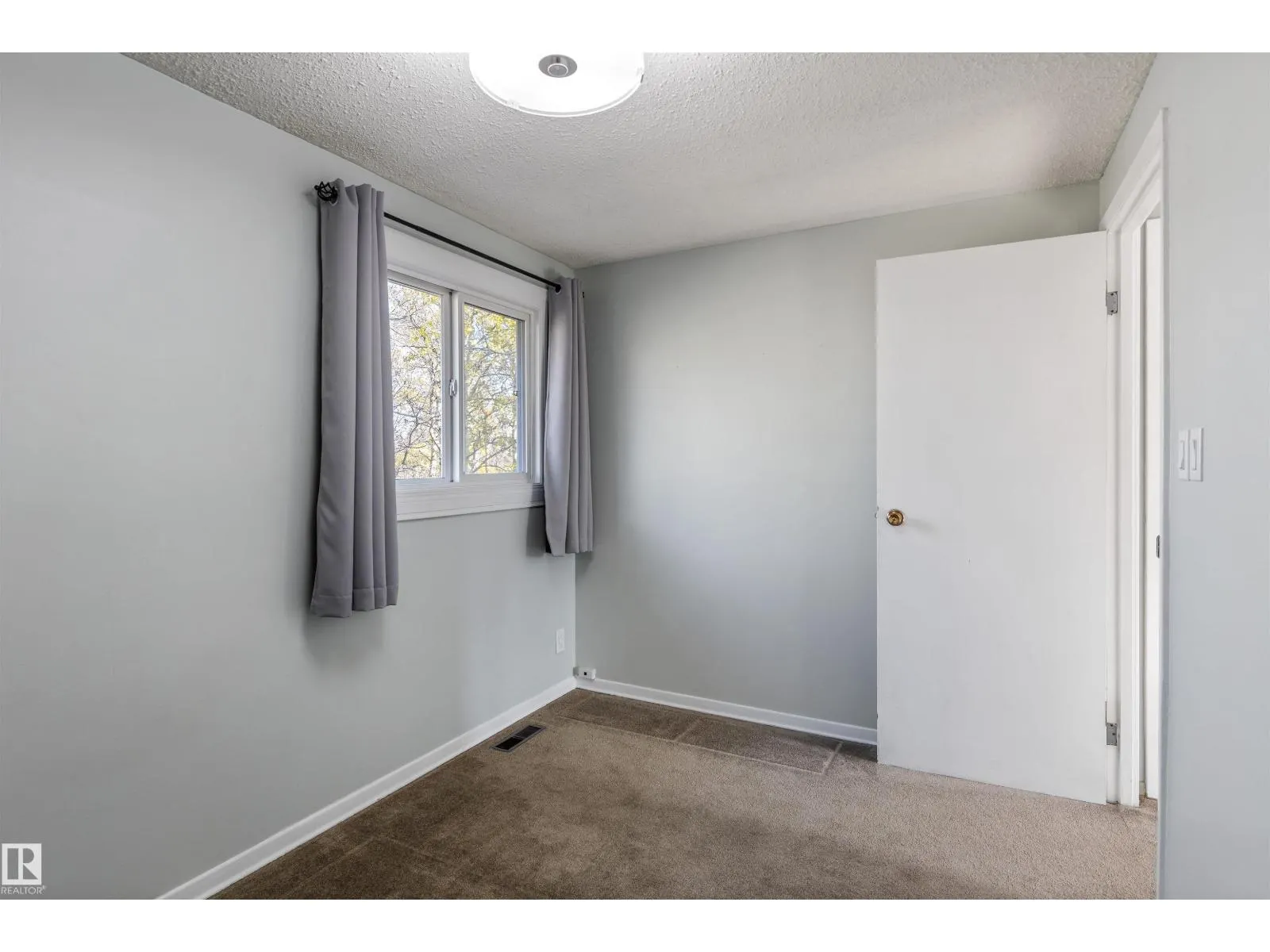 175 RIDGEWOOD