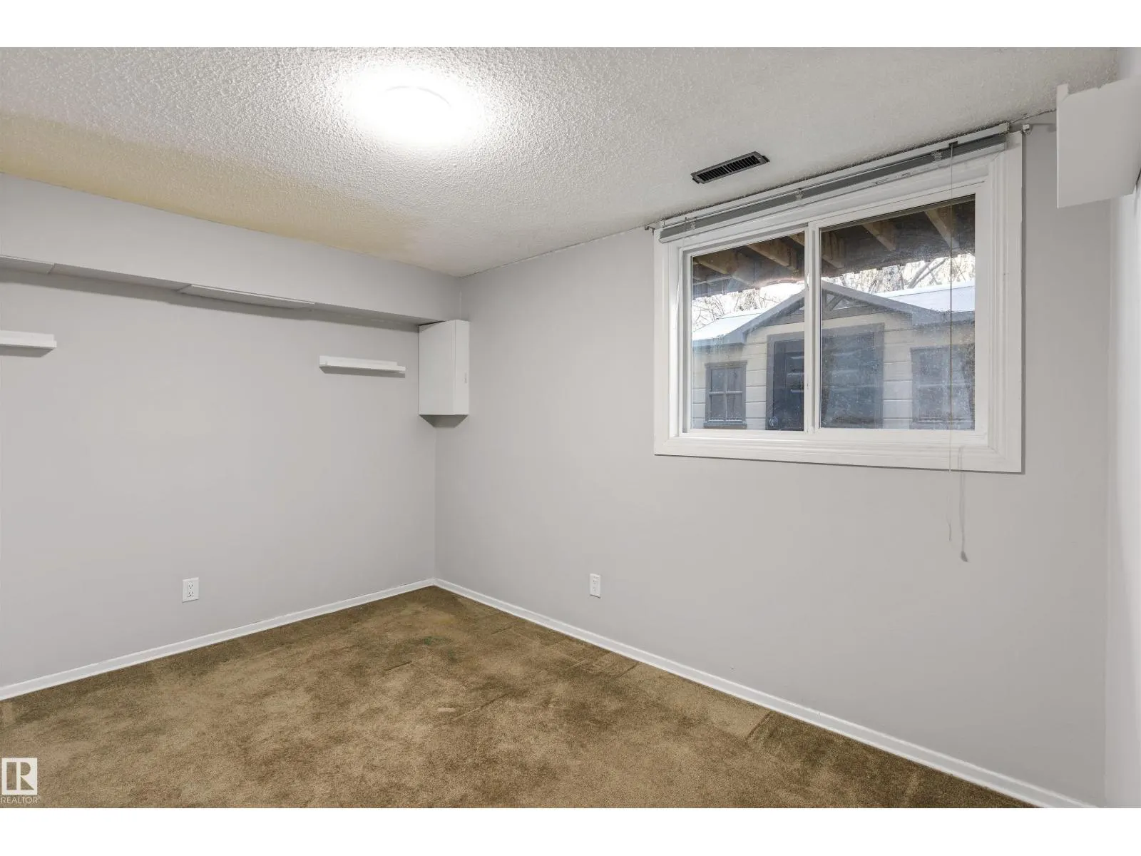 175 RIDGEWOOD
