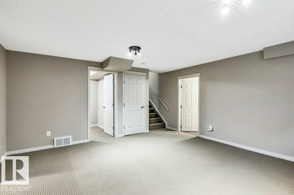 16306 49 ST NW