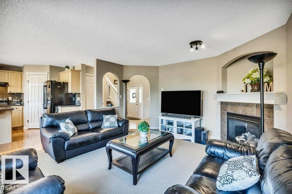 16306 49 ST NW