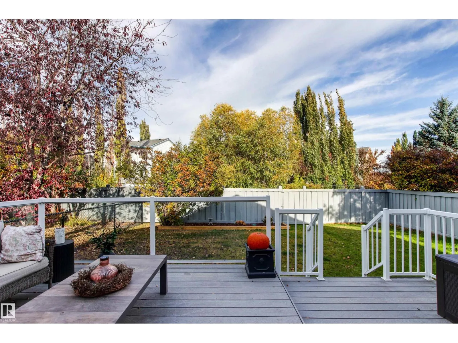 82 Oakridge DR N