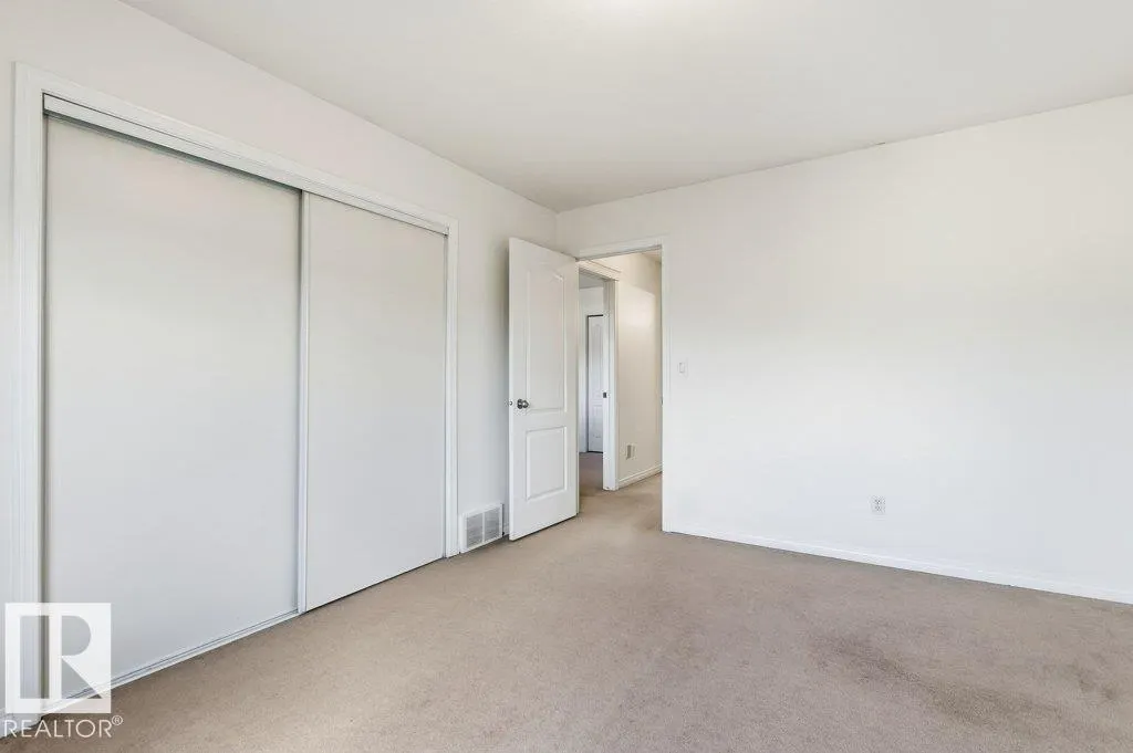 #40 2505 42 ST NW