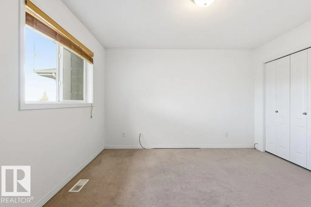 #40 2505 42 ST NW