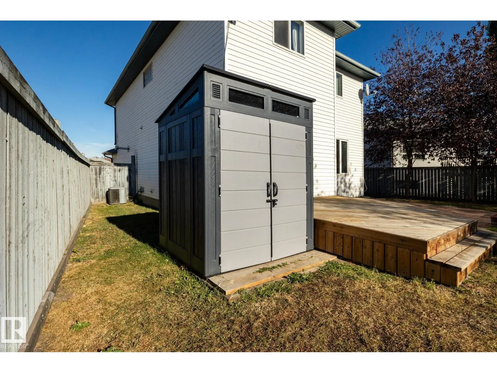 9813 180 AV NW