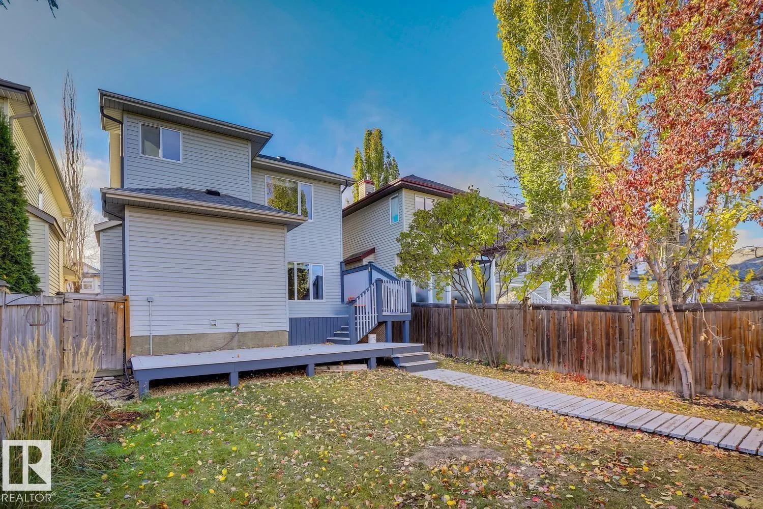 9923 88 ST NW