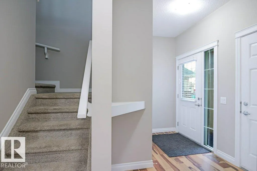 7913 ERASMUS CR NW