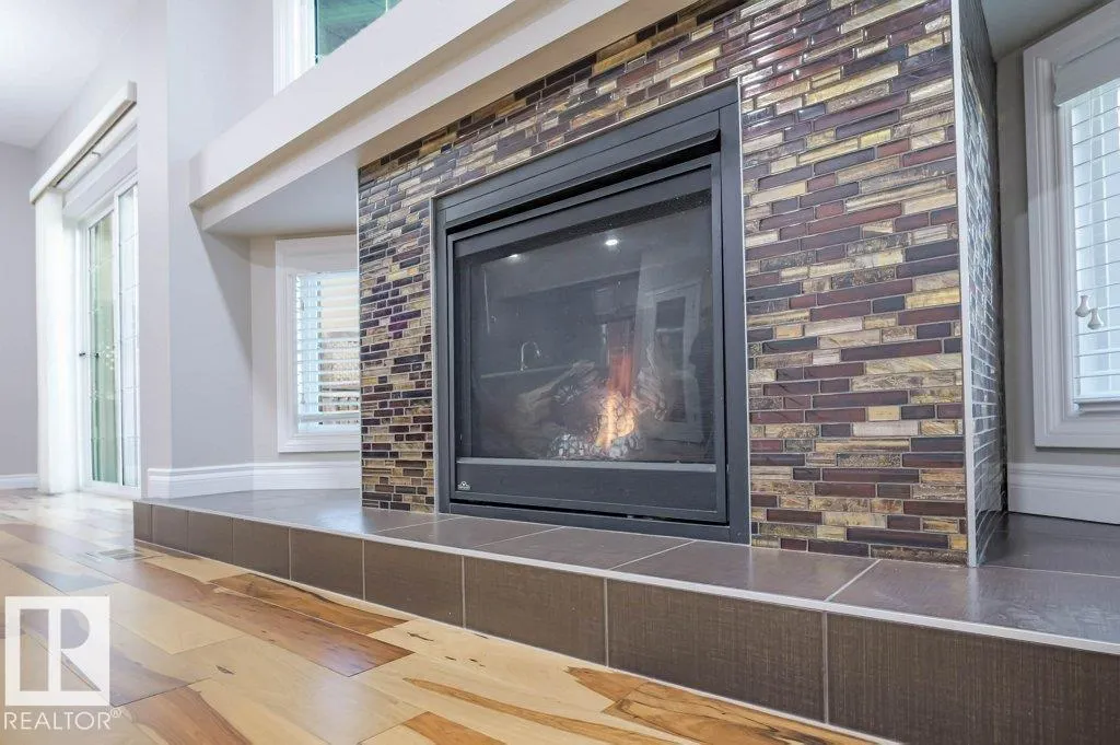 7913 ERASMUS CR NW