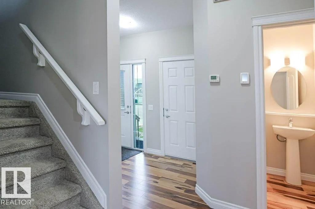 7913 ERASMUS CR NW